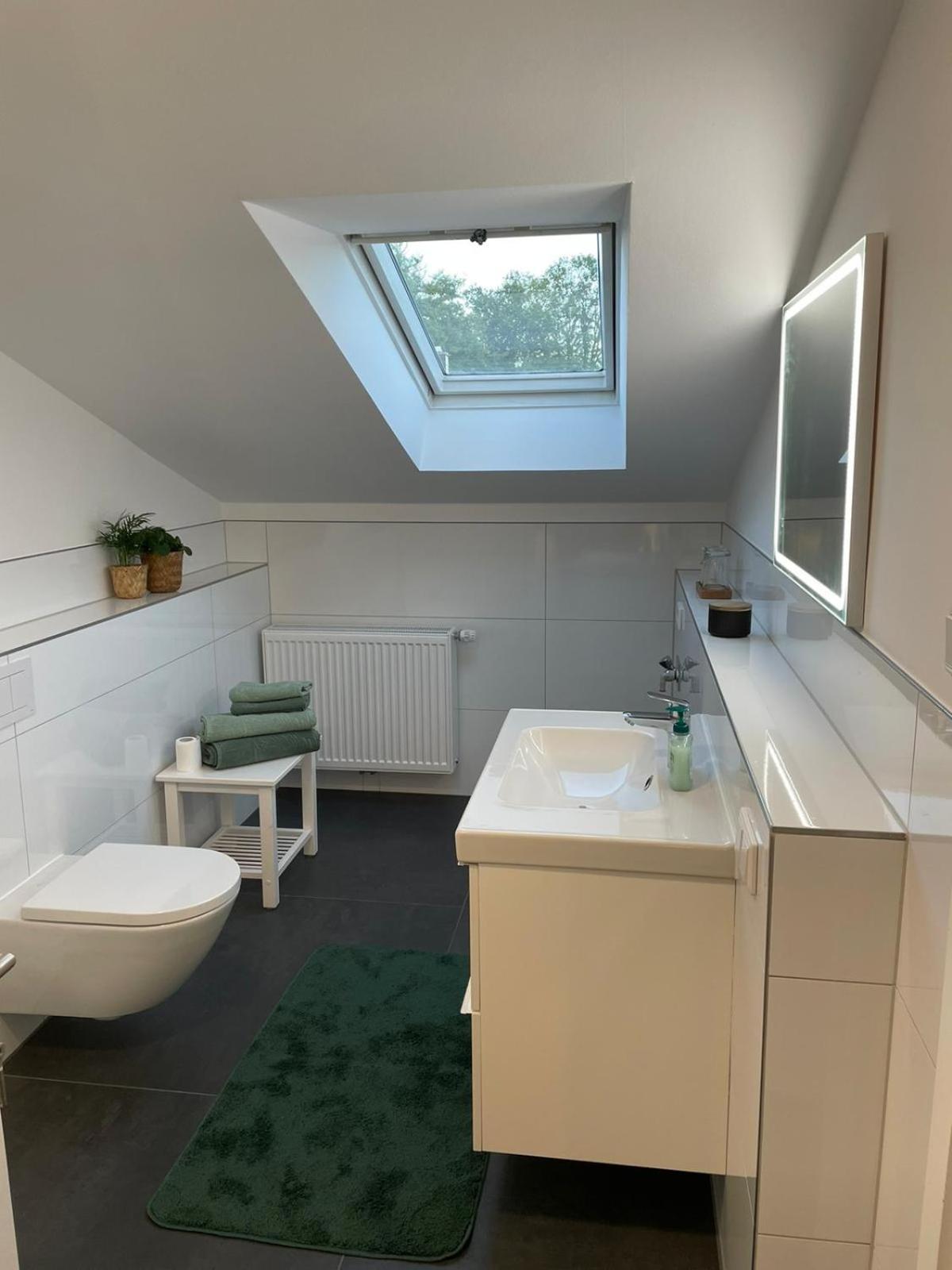 --Renoviert-- Ruhige 1-Zimmer Einliegerwohnung Mit Kueche Und Bad In Grossburgwedel Burgwedel (Lower-Saxony) Exterior foto