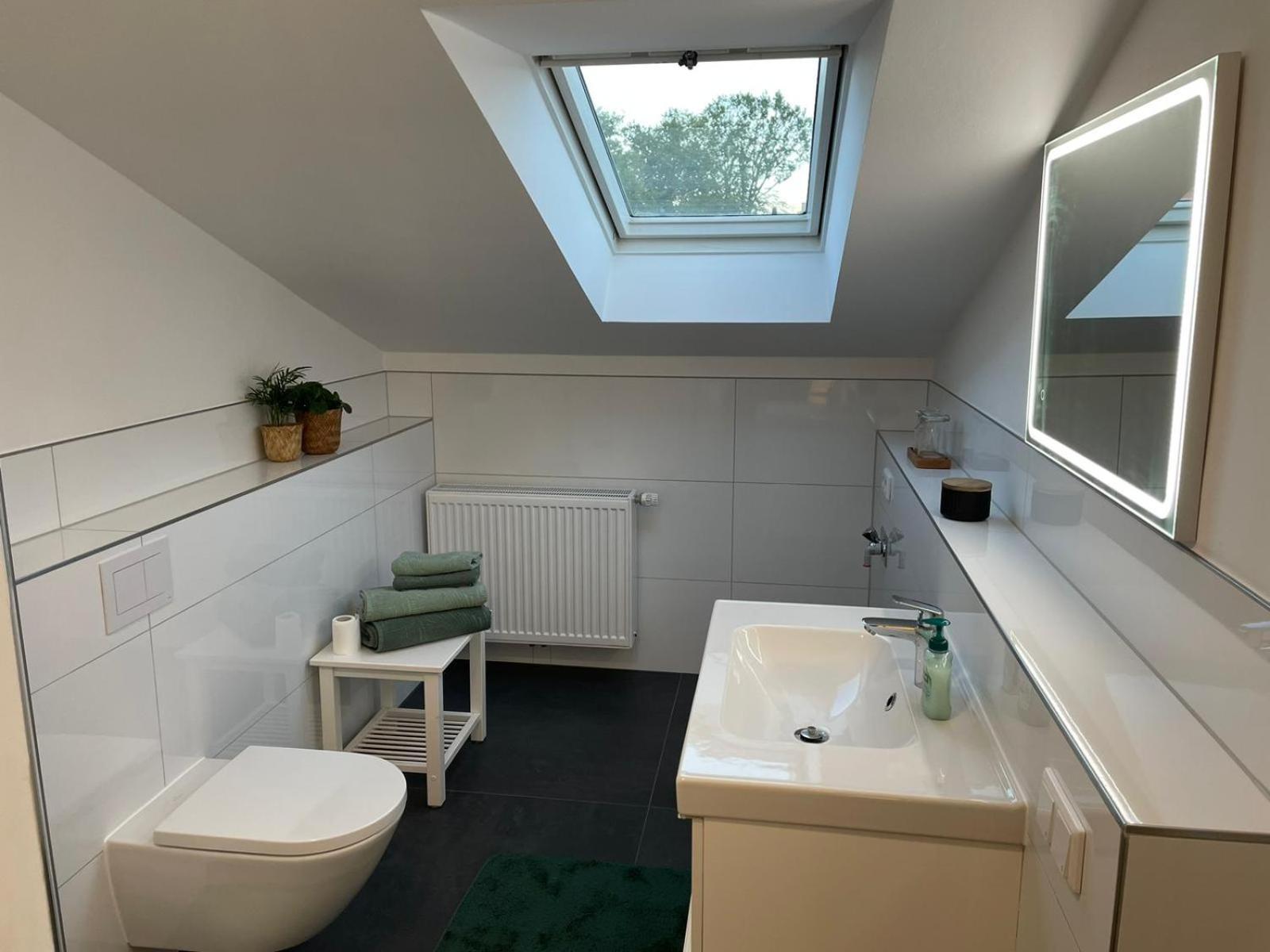 --Renoviert-- Ruhige 1-Zimmer Einliegerwohnung Mit Kueche Und Bad In Grossburgwedel Burgwedel (Lower-Saxony) Exterior foto
