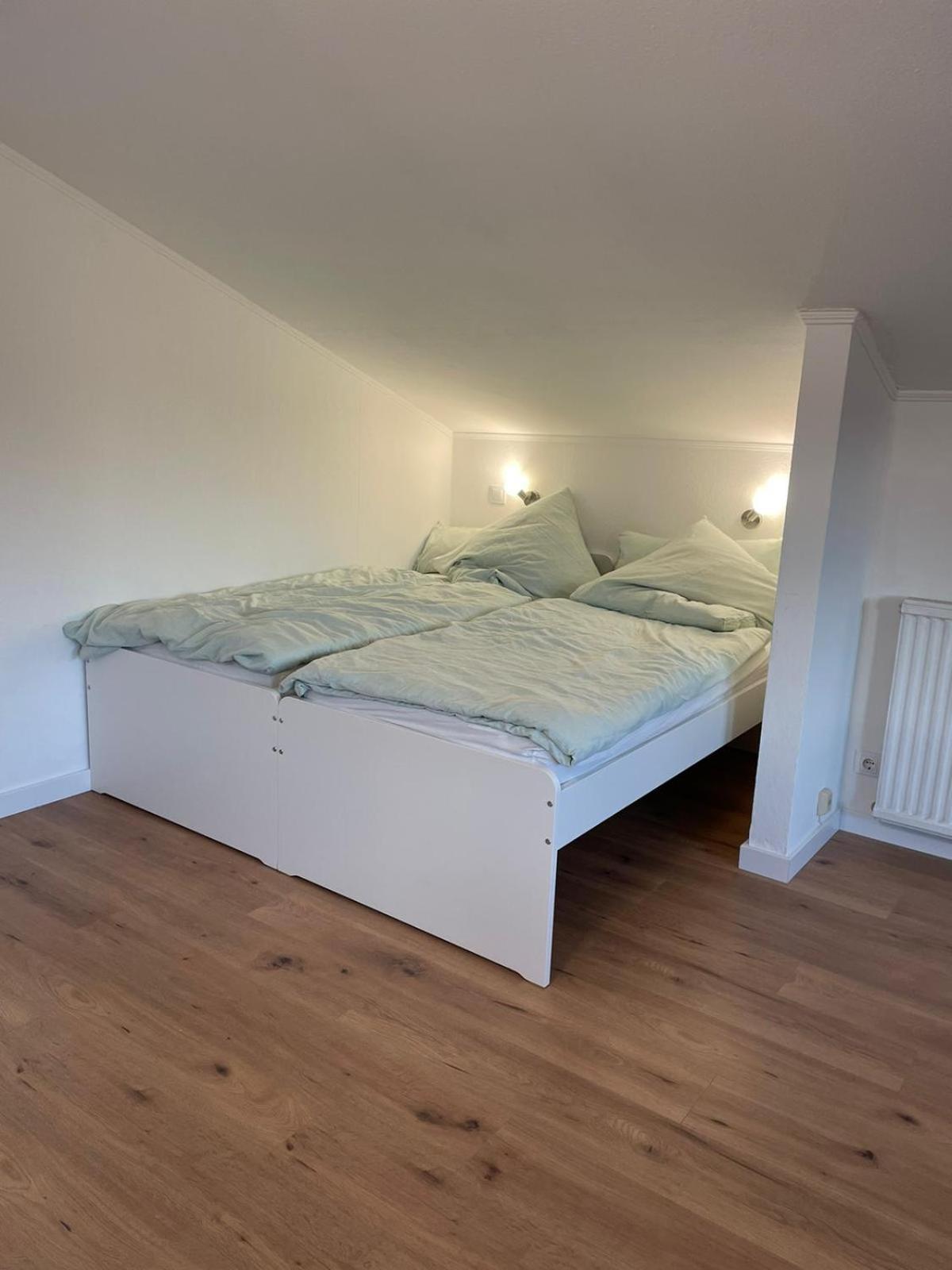 --Renoviert-- Ruhige 1-Zimmer Einliegerwohnung Mit Kueche Und Bad In Grossburgwedel Burgwedel (Lower-Saxony) Exterior foto
